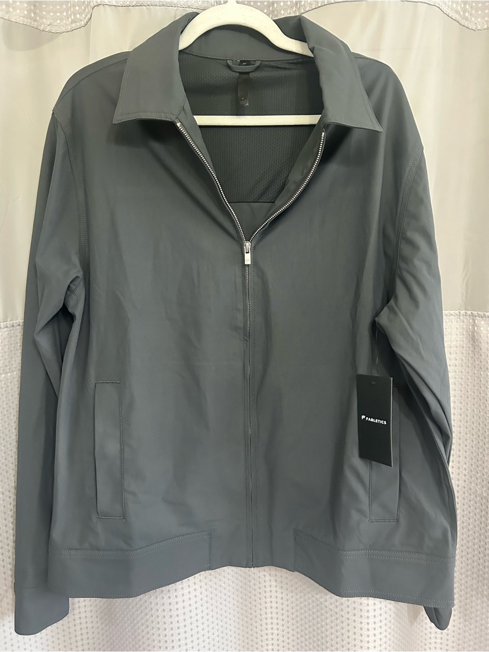 Fabletics NWT Men's Gray Full-Zip Jacket Medium